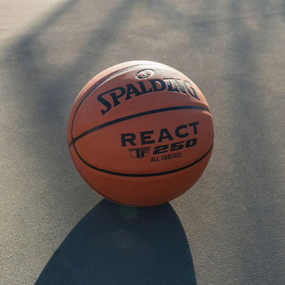 Spalding React TF-250 76802Z Basketball – Bild 12