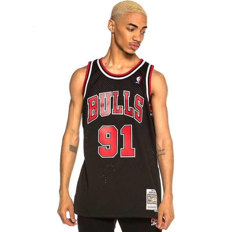 Mitchell & Ness Chicago Bulls NBA Swingman Ausweichtrikot Bulls 97 Dennis Rodman SMJYGS18152-CBUBLCK97DRD – Bild 2