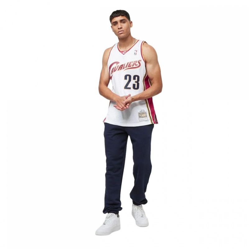 Mitchell & Ness NBA Swingman-Trikot Cavaliers 03 Lebron James M SMJYCP19209-CCAWHIT03LJA – Bild 4